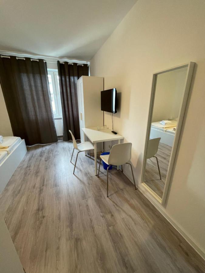 Tyros Hotel Und Gaestehaus Am Weidendamm Hannover Exteriér fotografie